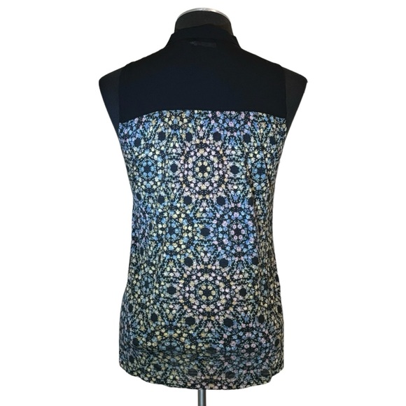 Kimchi Blue - Multicolor Ditsy Floral Mixed Media Tie Front Top - Small - Picture 6 of 10